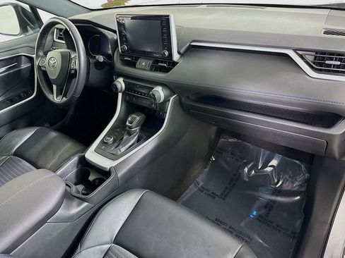 Used 2020 Toyota RAV4 XSE w/ All Weather Liner Package image 31