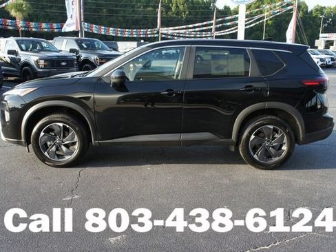 Used 2025 Nissan Rogue SV FWD image 24