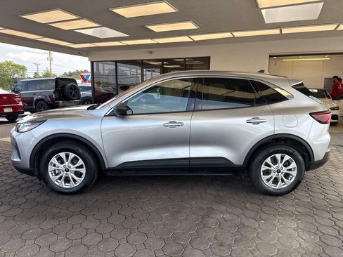 Used 2023 Ford Escape Active AWD/4WD image 9