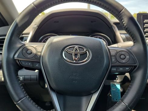 Used 2023 Toyota Camry SE FWD image 19