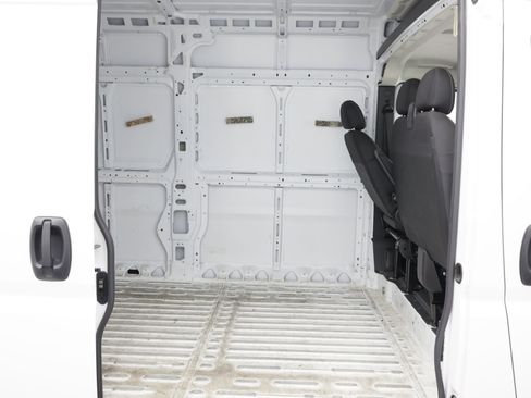Used 2025 RAM ProMaster 2500 w/ Convenience Group FWD image 28