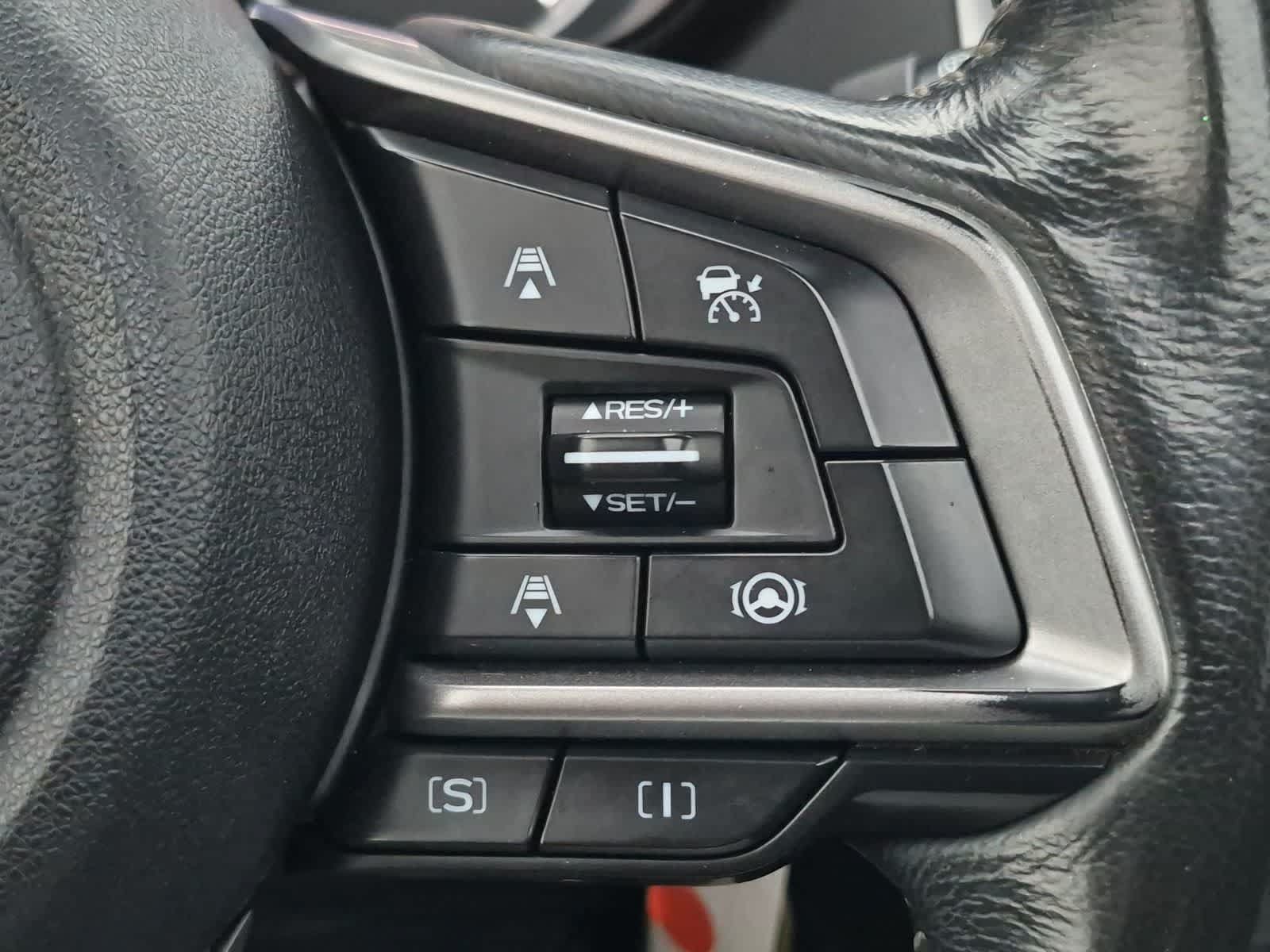 Used 2020 Subaru Forester Premium AWD/4WD image 18