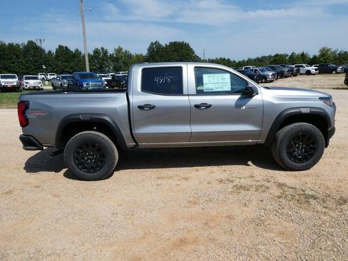 New 2026 Chevrolet Colorado Trail Boss AWD/4WD image 3