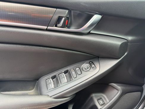Used 2020 Honda Accord Sport image 43