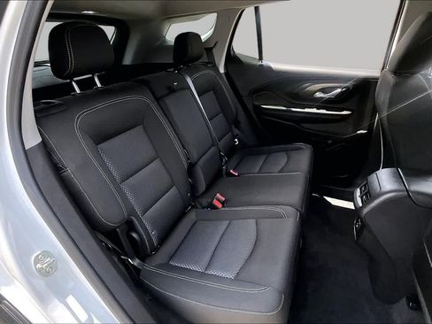 Used 2024 GMC Terrain SLE w/ Driver Convenience Package FWD image 20