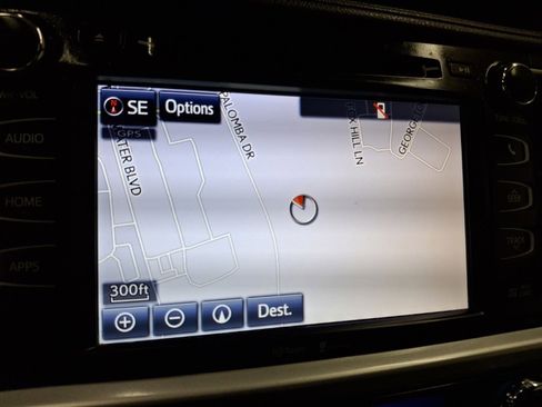 Used 2015 Toyota Highlander XLE image 22