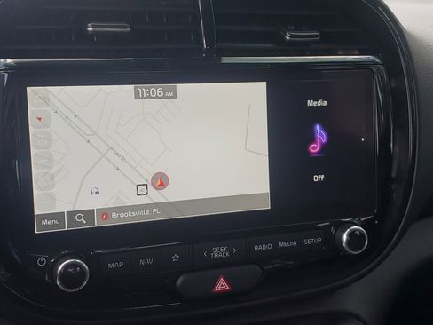 Used 2025 Kia Soul S FWD image 11