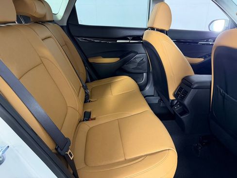 Used 2025 Kia Seltos EX w/ EX Sunroof Package image 29