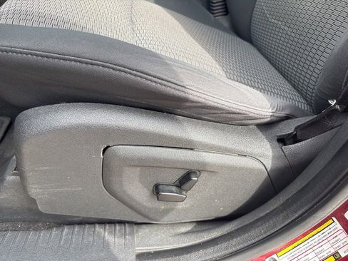 Used 2010 Jeep Grand Cherokee Laredo image 7