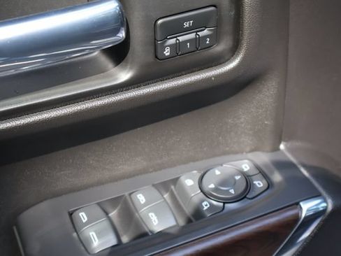 Used 2021 GMC Sierra 1500 SLT w/ SLT Premium Package AWD/4WD image 17