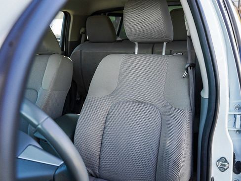 Used 2017 Nissan Frontier SV w/ SV Value Truck Package image 16