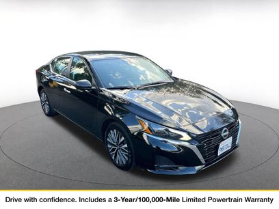 Used 2025 Nissan Altima 2.5 SV