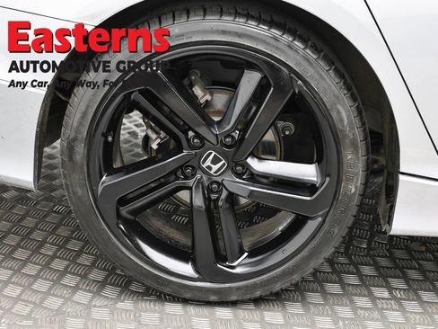 Used 2022 Honda Accord Sport image 30