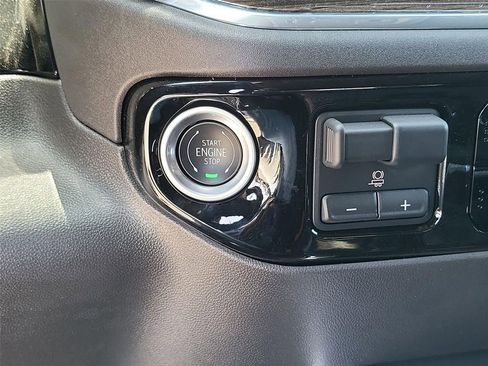 Certified 2024 Chevrolet Silverado 1500 LT Trail Boss w/ LPO, Dark Essentials Package AWD/4WD image 9