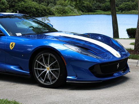 Certified 2022 Ferrari 812 GTS RWD image 15