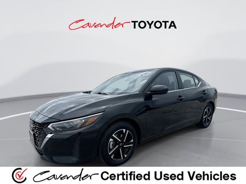 Used 2025 Nissan Sentra SV FWD image 1