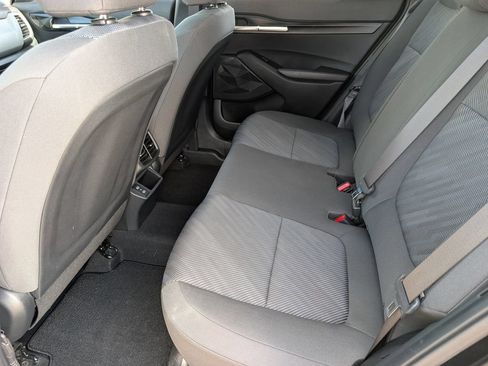 Certified 2024 Kia Seltos LX AWD/4WD image 19