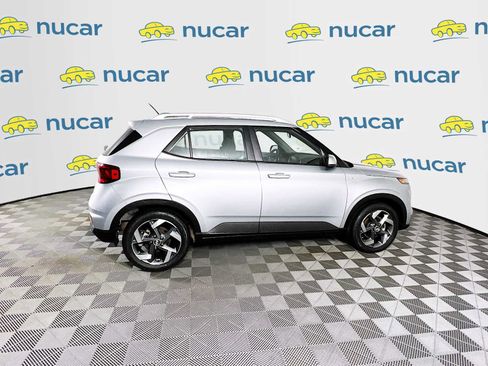 Certified 2023 Hyundai Venue SEL image 8