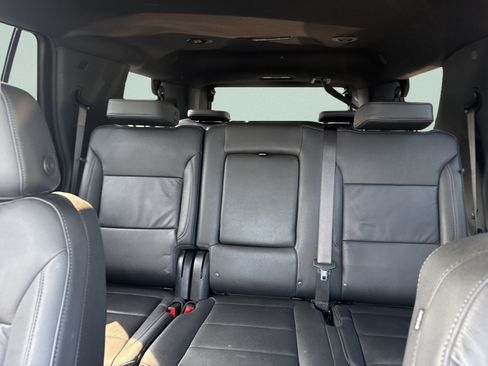 Used 2025 Chevrolet Tahoe LT w/ Comfort Package AWD/4WD image 21