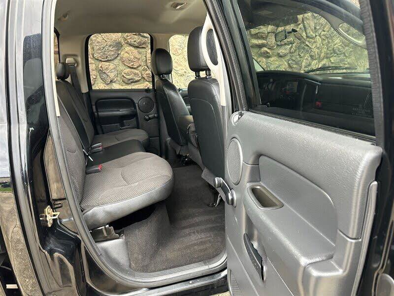 Used 2005 Dodge Ram 2500 Truck ST w/ Trailer Tow Group AWD/4WD image 11