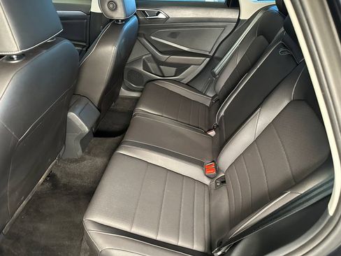 Used 2024 Volkswagen Jetta SE FWD image 21