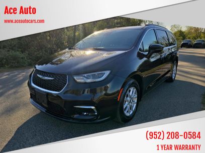 Used 2022 Chrysler Pacifica Touring-L