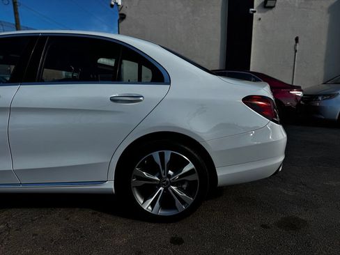 Used 2020 Mercedes-Benz C 300 4MATIC Sedan image 40