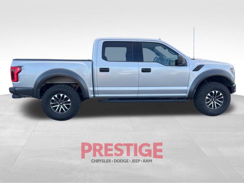 Used 2019 Ford F150 Raptor w/ Equipment Group 801A Mid image 6