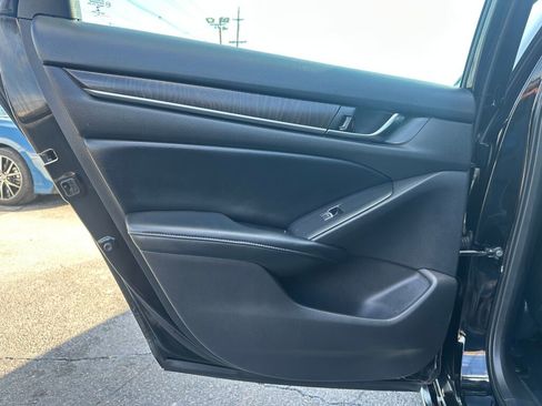 Used 2018 Honda Accord EX-L image 23