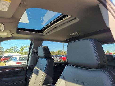 New 2026 GMC Sierra 3500 Denali w/ Denali Reserve Package image 24