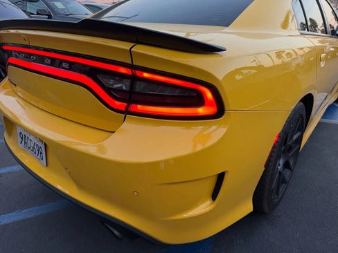 Used 2018 Dodge Charger R/T Scat Pack image 10