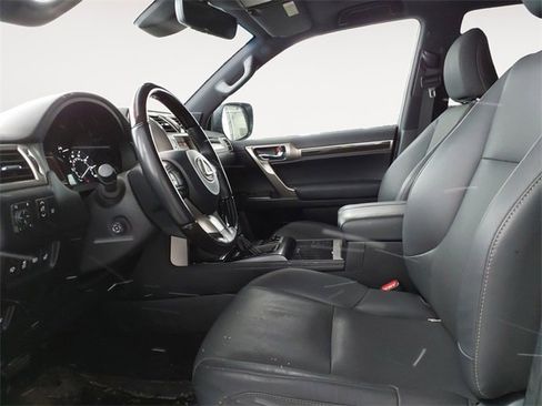 Used 2021 Lexus GX 460 Premium image 9