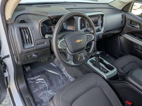 Used 2021 Chevrolet Colorado LT RWD image 12
