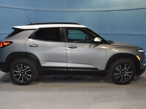 Used 2025 Chevrolet TrailBlazer ACTIV w/ Driver Confidence Package image 21