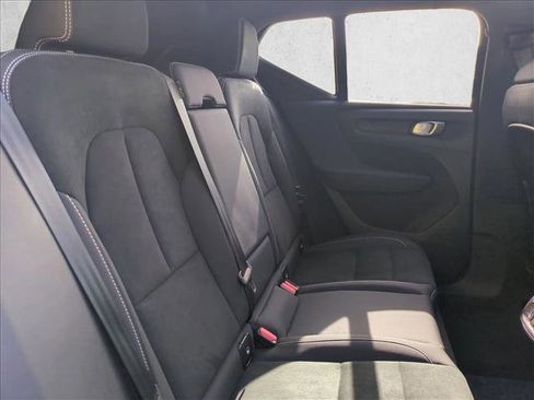 Used 2026 Volvo XC40 B5 Ultra w/ Protection Package Premier AWD/4WD image 24