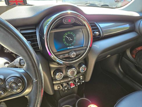 Used 2019 MINI Cooper S FWD image 24