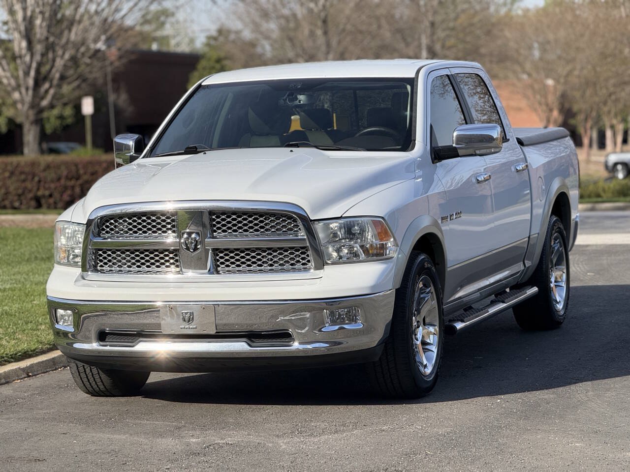 Used 2010 Dodge Ram 1500 Truck Laramie RWD image 2