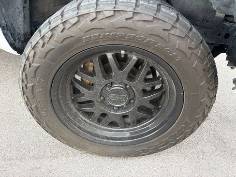 Used 2020 Toyota Tundra SR5 AWD/4WD image 3