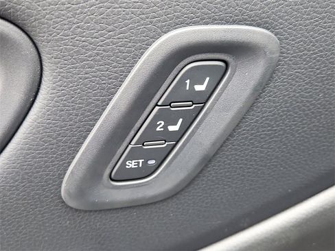 New 2025 Honda Pilot EX-L image 11