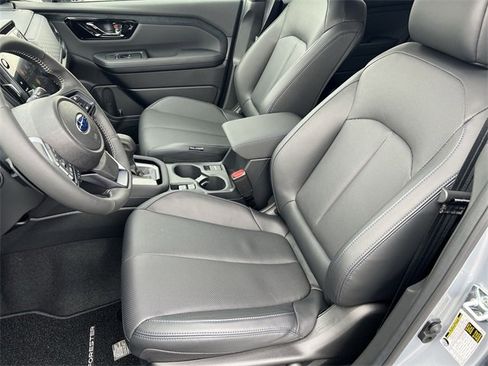 New 2025 Subaru Forester Limited w/ Popular Package #2 image 28