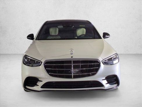 Certified 2022 Mercedes-Benz S 580 4MATIC Sedan image 2