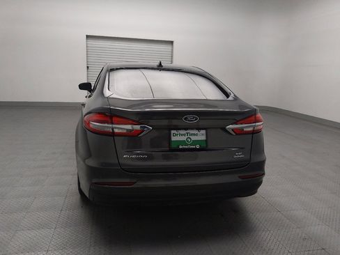 Used 2020 Ford Fusion SE image 6