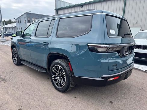 Used 2026 Jeep Grand Wagoneer image 7