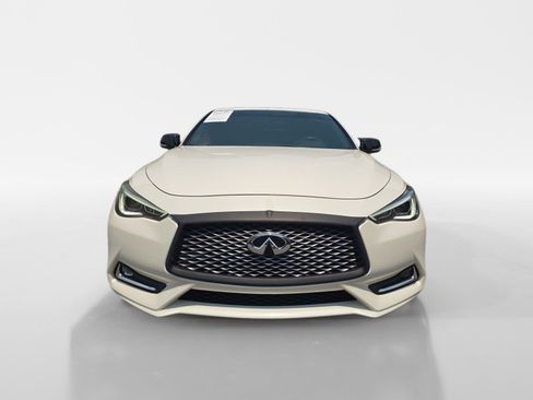 Used 2018 INFINITI Q60 3.0t Luxe w/ Sensory Package 3.0T Luxe AWD/4WD image 9