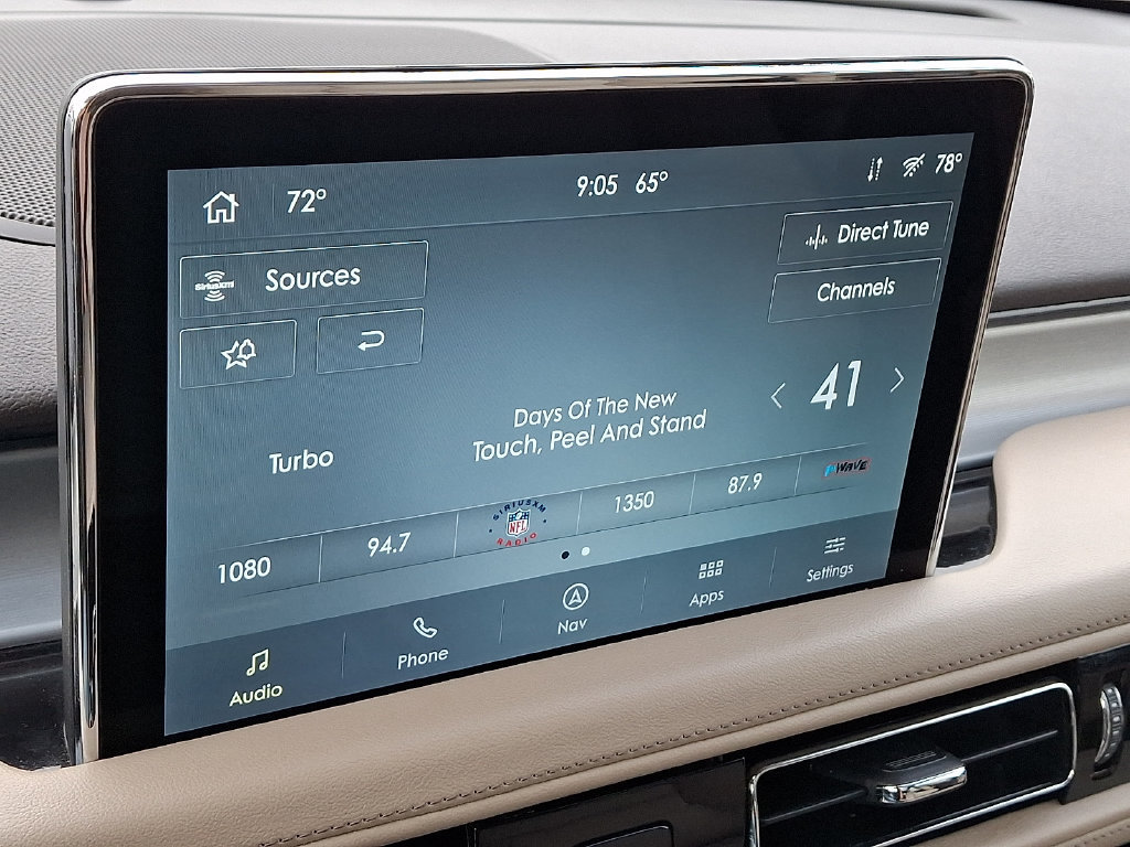 Certified 2023 Lincoln Aviator AWD w/ Premium Package image 19