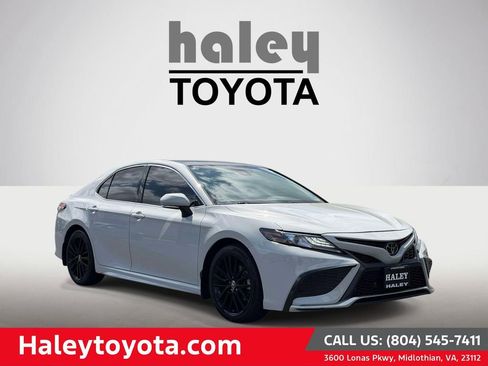 Used 2023 Toyota Camry XSE FWD image 1