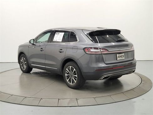 Used 2021 Lincoln Nautilus Reserve image 6