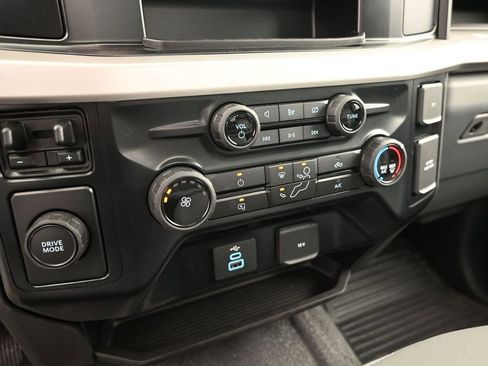 Used 2023 Ford F250 XL w/ XL Chrome Package image 24