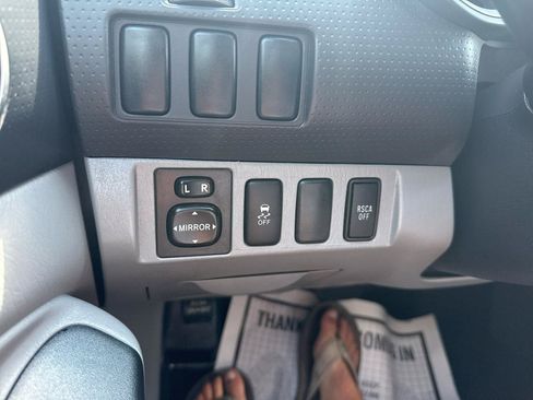 Used 2014 Toyota Tacoma 4x4 Double Cab image 18