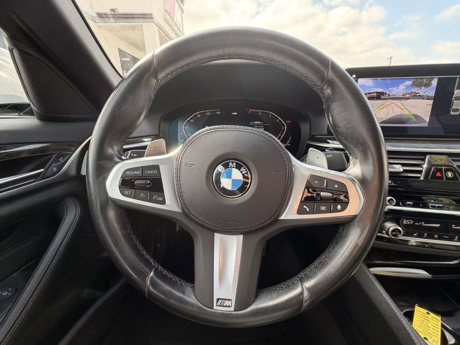 Used 2023 BMW 530i w/ M Sport Package RWD image 8
